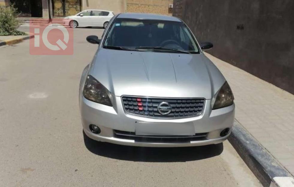 نيسان ألتيما